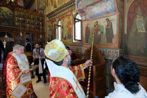 Înnoire și binecuvântare la sărbătoarea ctitorului sfânt al Mănăstirii Antim Poza 269795