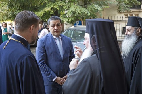 Președintele Parlamentului Georgiei în vizită la Mănăstirea Antim din București  Poza 269624