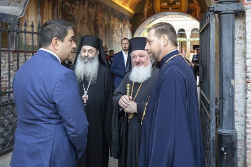 Președintele Parlamentului Georgiei în vizită la Mănăstirea Antim din București  Poza 269625