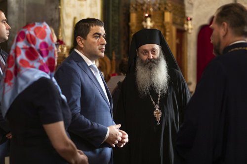 Președintele Parlamentului Georgiei în vizită la Mănăstirea Antim din București  Poza 269633