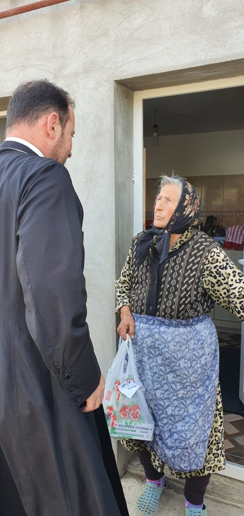 Acțiune de ajutorare a persoanelor vârstnice din localitatea Zurbaua Poza 269882