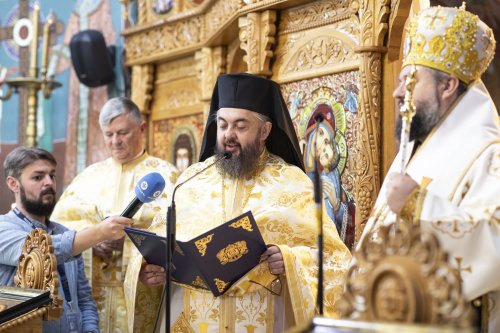 Bucuria prezenței Sfântului Gheorghe într-o parohie bucureșteană Poza 270246