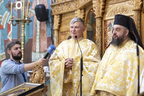 Bucuria prezenței Sfântului Gheorghe într-o parohie bucureșteană Poza 270248