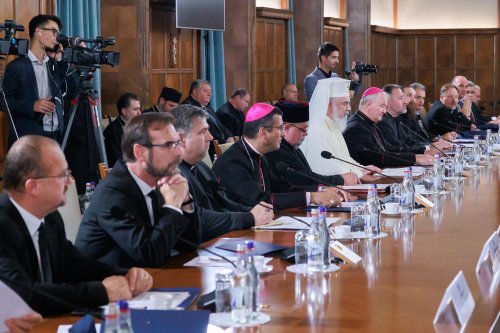 Întâlnire a premierului României cu reprezentanții cultelor religioase Poza 270344