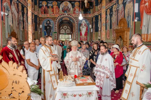 Slujire arhierească la hramul mănăstirii tulcene Saon Poza 270307