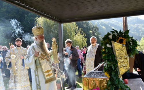 Popas de rugăciune la Mănăstirea Boia din Vâlcea Poza 270568