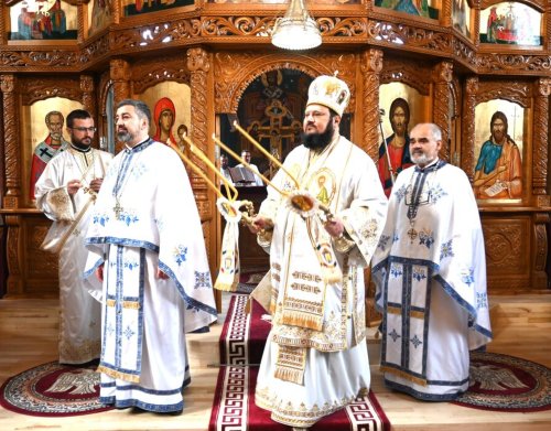 Resfințirea Bisericii „Adormirea Maicii Domnului” din Jibou, Episcopia Sălajului Poza 270557