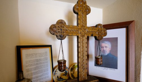 Binecuvântare pentru o frumoasă comemorare. Părintele Dumitru Stăniloae comemorat în satul natal Poza 271138