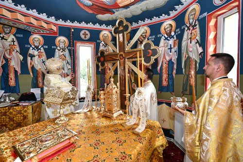 Sfințirea Bisericii „Sfânta Cuvioasă Parascheva” din Măgura Poza 271316