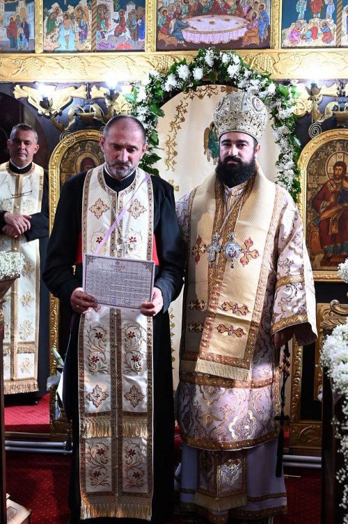 Binecuvântări arhiereşti în Episcopia Devei şi Hunedoarei  Poza 271700