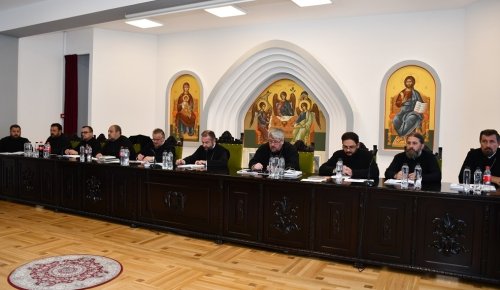 Întrunire a clericilor din Cercul pastoral-misionar Moldova Nouă Poza 271724