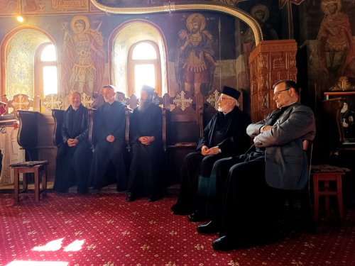 Tema anului comemorativ discutată de clericii din Argeș Poza 271771