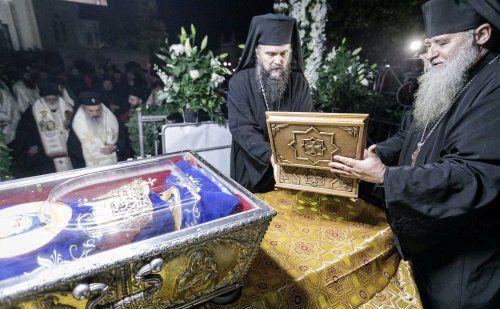 Moaștele Sfântului Andrei Criteanul au ajuns la Iași Poza 271951