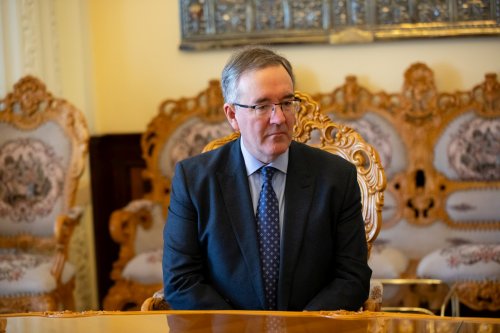 Ambasadorul Regatului Unit al Marii Britanii și Irlandei de Nord la București, în vizită de rămas bun la Patriarhia Română Poza 272142