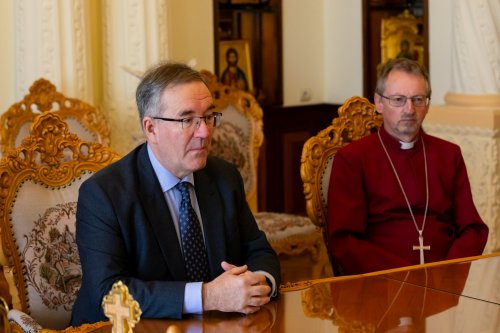 Ambasadorul Regatului Unit al Marii Britanii și Irlandei de Nord la București, în vizită de rămas bun la Patriarhia Română Poza 272149