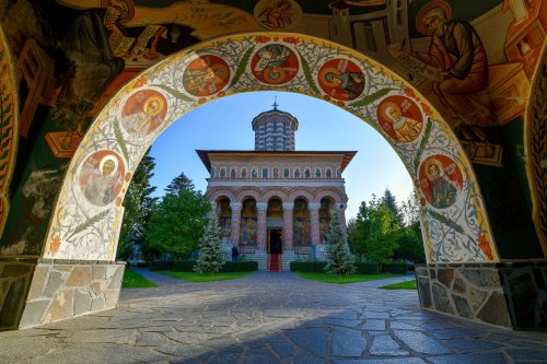Sfânta Cuvioasă Parascheva, cinstită la mănăstirea ilfoveană Samurcășești Poza 272329