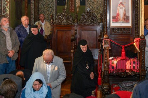 Sfânta Cuvioasă Parascheva, cinstită la mănăstirea ilfoveană Samurcășești Poza 272376