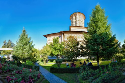 Sfânta Cuvioasă Parascheva, cinstită la mănăstirea ilfoveană Samurcășești Poza 272391