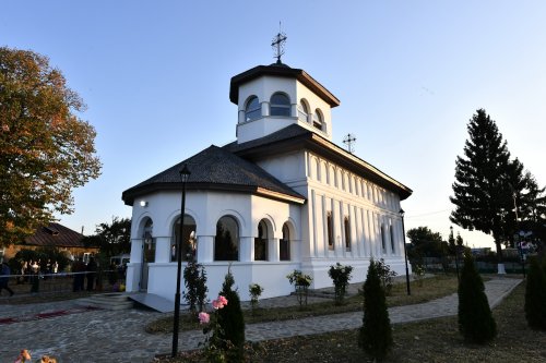 Sfințirea ctitoriei cantacuzine de la Măgureni, Prahova Poza 272404