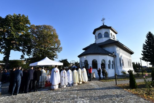 Sfințirea ctitoriei cantacuzine de la Măgureni, Prahova Poza 272419