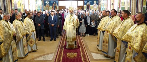 Târnosirea Bisericii  „Sfânta Cuvioasă Parascheva” din Parohia Stremț II Poza 272631