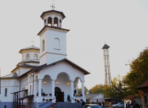 Târnosirea Bisericii  „Sfânta Cuvioasă Parascheva” din Parohia Stremț II Poza 272634