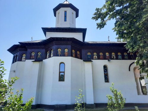 Biserica Parohiei Ungheni va fi resfințită sâmbătă, la împlinirea a 100 de ani de la zidire Poza 272943