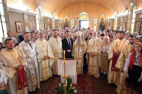 Slujiri arhierești în parohii din Episcopia Italiei Poza 272964