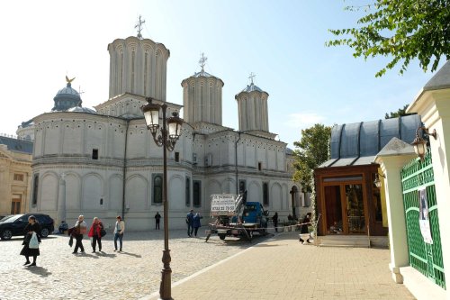 Pregătiri finale pentru hramul Catedralei Patriarhale Poza 273098