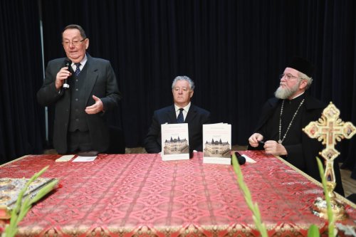 Preoții din protopopiatele Sighet și Vișeu, în conferinţă la Sighetu Marmației Poza 273072
