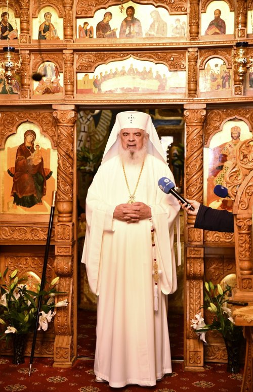 Patriarhul României a vizitat căminul pentru vârstnici de la Mănăstirea Christiana Poza 273208