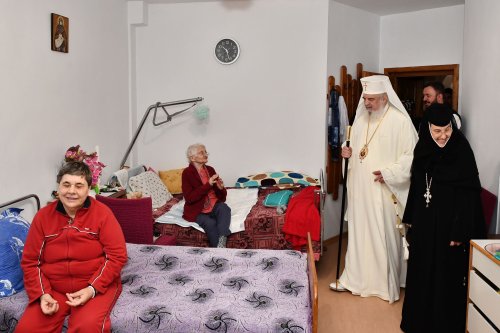 Patriarhul României a vizitat căminul pentru vârstnici de la Mănăstirea Christiana Poza 273236