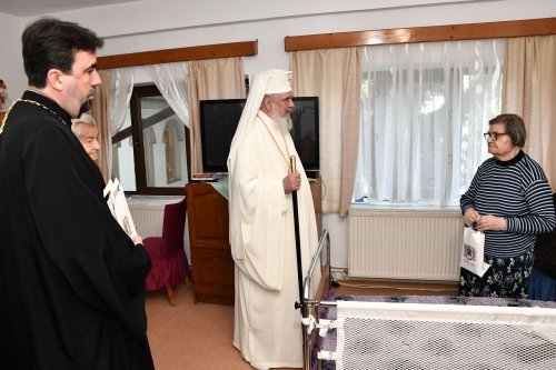 Patriarhul României a vizitat căminul pentru vârstnici de la Mănăstirea Christiana Poza 273238