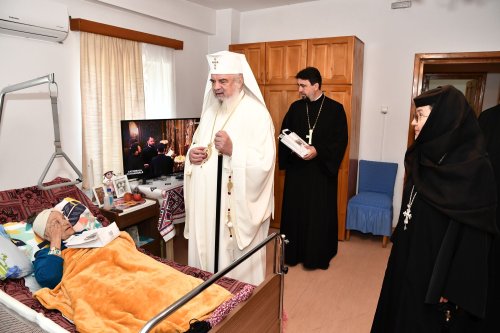 Patriarhul României a vizitat căminul pentru vârstnici de la Mănăstirea Christiana Poza 273241