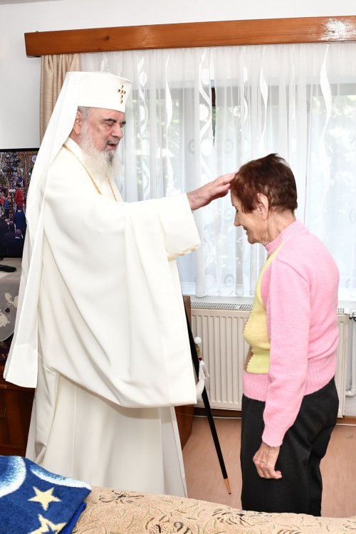 Patriarhul României a vizitat căminul pentru vârstnici de la Mănăstirea Christiana Poza 273251