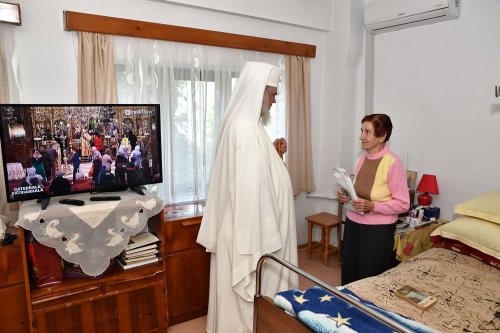 Patriarhul României a vizitat căminul pentru vârstnici de la Mănăstirea Christiana Poza 273253