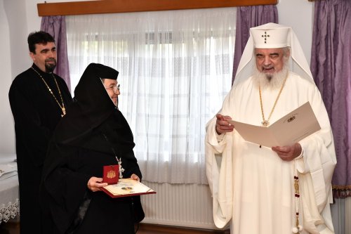 Patriarhul României a vizitat căminul pentru vârstnici de la Mănăstirea Christiana Poza 273259