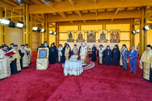 Începutul hramului de toamnă al Catedralei Patriarhale Poza 273613