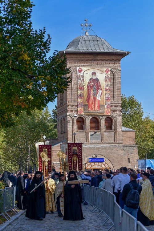 Începutul hramului de toamnă al Catedralei Patriarhale Poza 273626