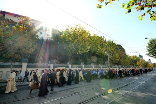 Începutul hramului de toamnă al Catedralei Patriarhale Poza 273664
