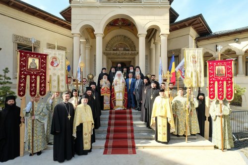 Începutul hramului de toamnă al Catedralei Patriarhale Poza 273699