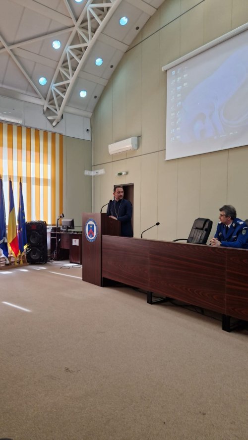Întrunirea anuală a preoților militari din Ministerul Afacerilor Interne la Drăgășani Poza 273566