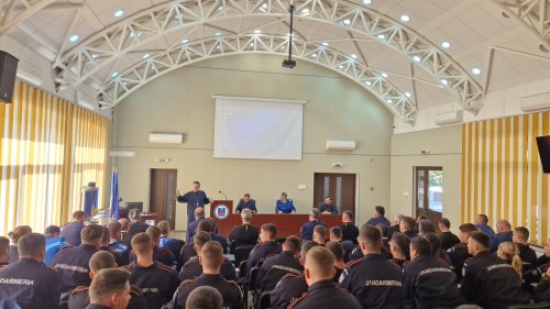 Întrunirea anuală a preoților militari din Ministerul Afacerilor Interne la Drăgășani Poza 273579