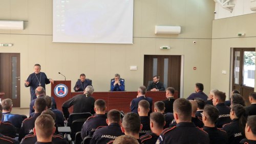 Întrunirea anuală a preoților militari din Ministerul Afacerilor Interne la Drăgășani Poza 273580