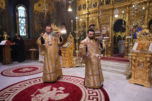 Priveghere pentru Sfinții Împărați la Catedrala Patriarhală Poza 273824