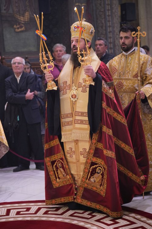 Priveghere pentru Sfinții Împărați la Catedrala Patriarhală Poza 273835