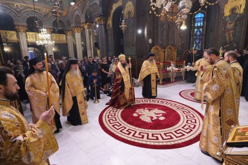 Priveghere pentru Sfinții Împărați la Catedrala Patriarhală