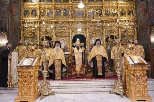 Priveghere pentru Sfinții Împărați la Catedrala Patriarhală Poza 273843