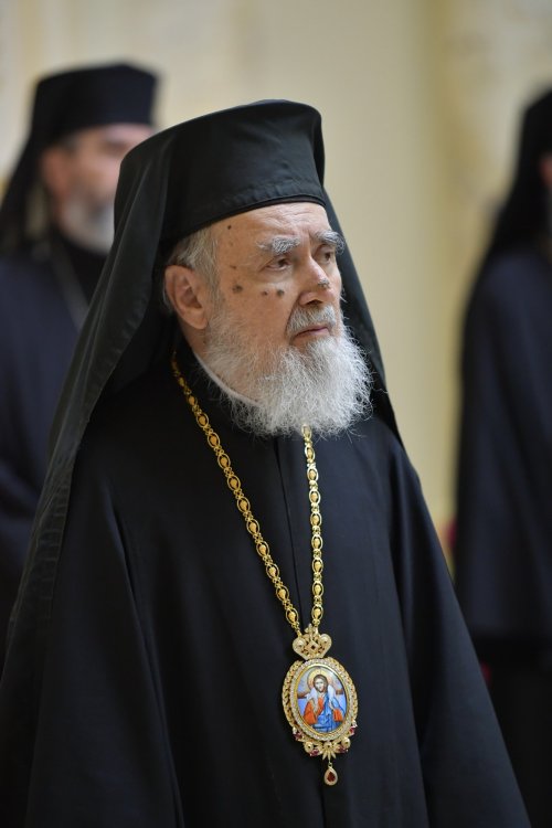 Ședință de lucru a Sfântului Sinod la Palatul Patriarhiei Poza 273956