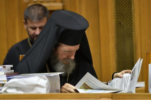 Ședință de lucru a Sfântului Sinod la Palatul Patriarhiei Poza 273960